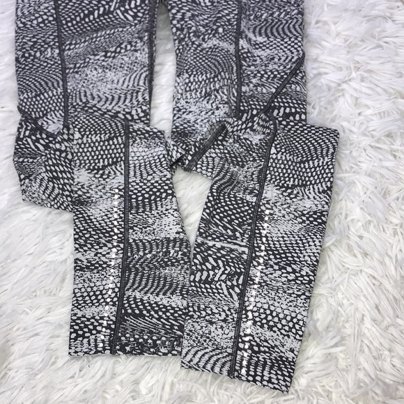 Lululemon Fast & Free 7/8 Tight II *Nulux 25" Swerve Vapor Metal Grey. - Picture 5 of 7